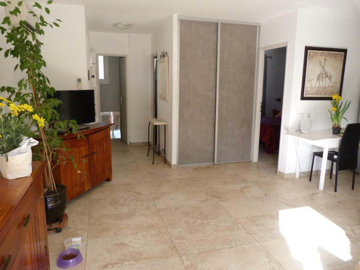 Apartament Les Cigales Alleins Zewnętrze zdjęcie
